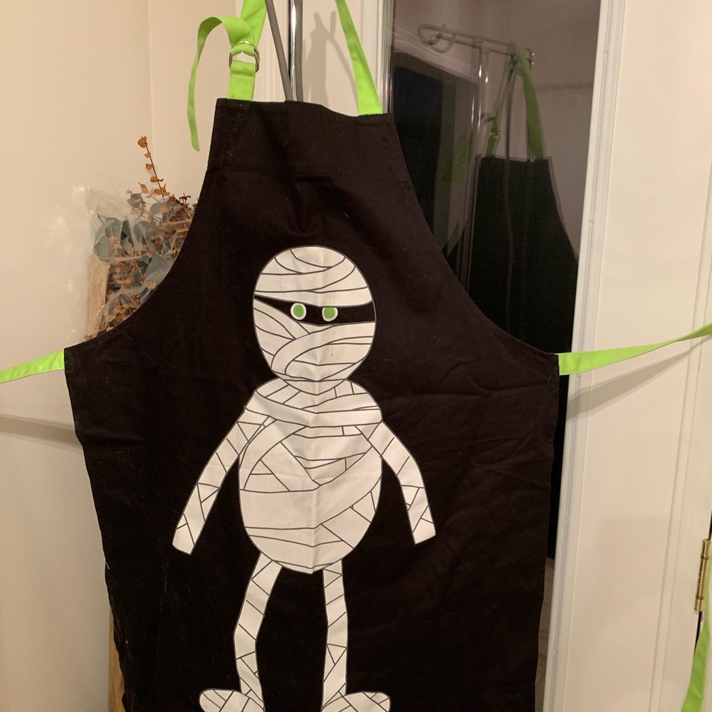 Munmy Apron